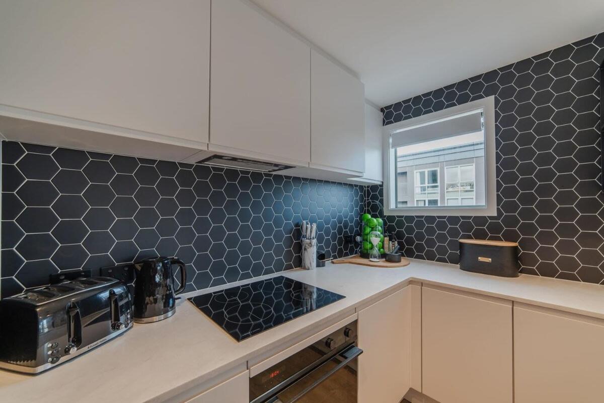 Penthouse Perfection - 2Br Elegance On Worcester St Christchurch Exterior foto